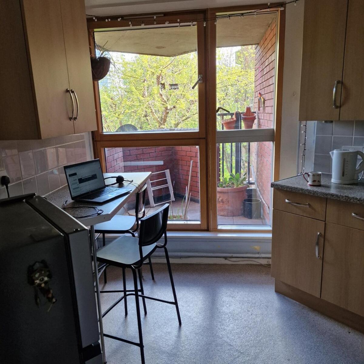 New Listing- 2 Bedroom Riverside Chelsea Appartement *