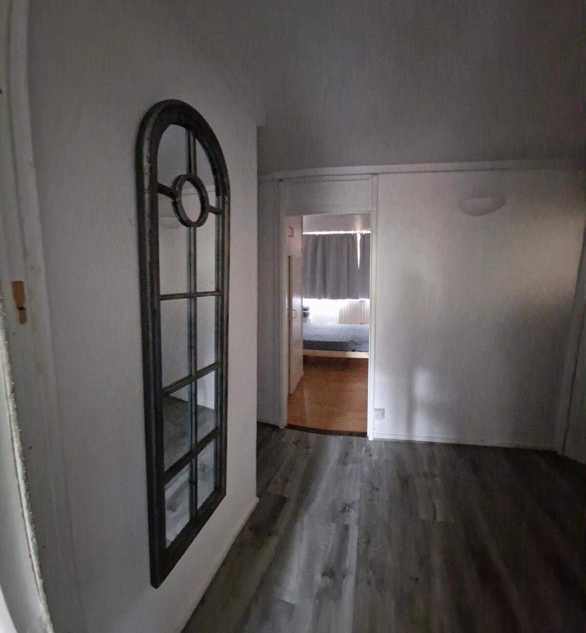 Appartement New Listing- 2 Bedroom Riverside Chelsea *